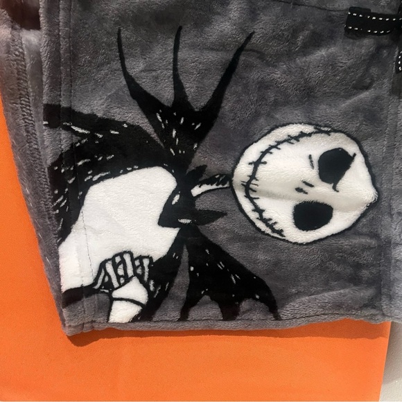 Women’s Jack Skeleton sleep Fleece Shorts NWOT - Picture 7 of 8